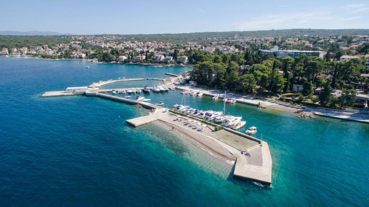 Apartman Snjezana Malinska Exteriör bild
